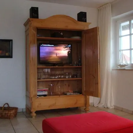 Windsbraut Modern Retreat * Born
